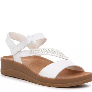 Sandals 10 M Beartraps Frolick White Wedge Shoe Comfort Shoe Faux Leather New